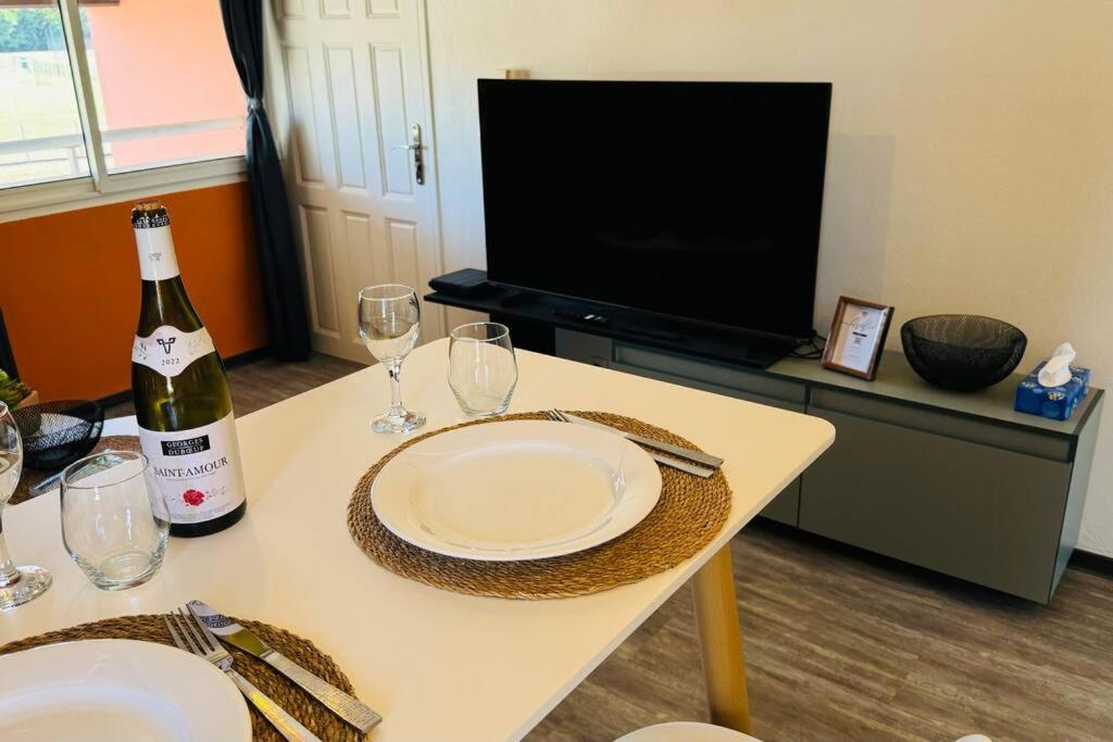 Апартаменты T2 Le Cosy, Au Coeur De Montjoly, Parking, Clim Remire-Montjoly Экстерьер фото